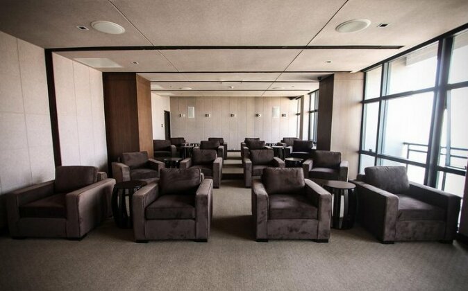 Accessible Location at the Gramercy Makati - Photo3