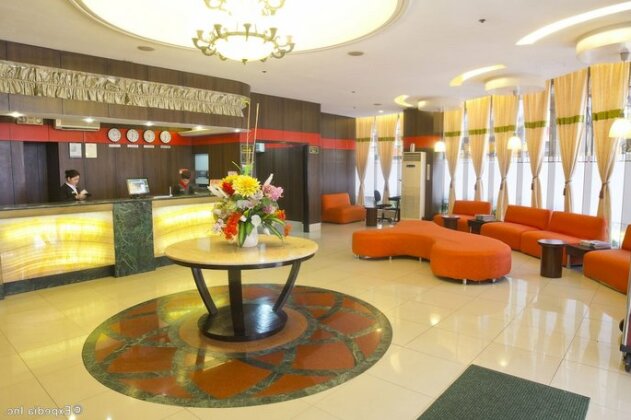 Eurotel Makati Hotel - Photo2