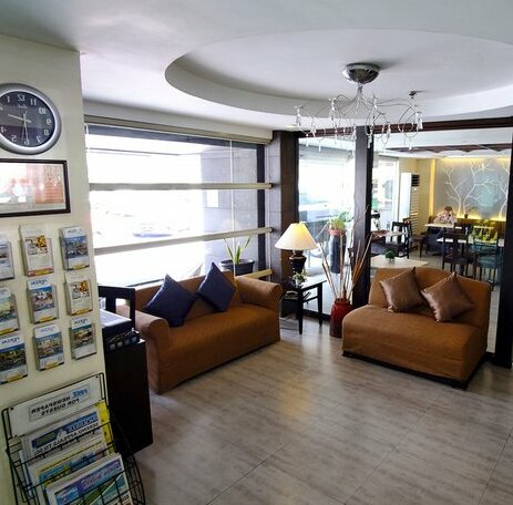 Fersal Hotel Neptune Makati - Photo5