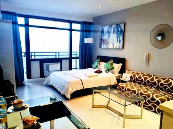 GOTOPHI @ The Gramercy Serviced Apartment Makati City