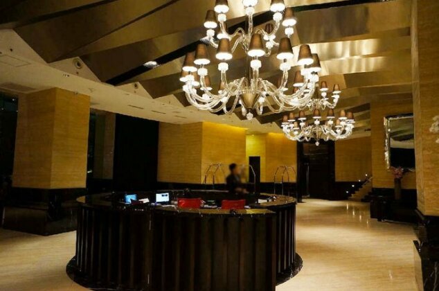 Gramercy Residences - Photo3