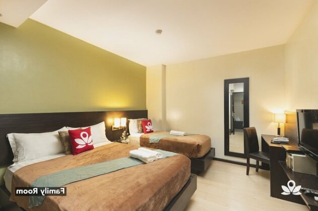 ZEN Rooms Lorenzzo Suites Makati - Photo2