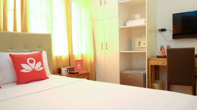 ZEN Rooms Makati Riverside - Photo3