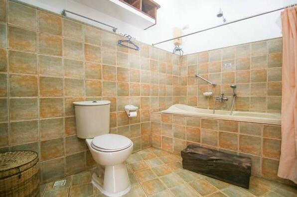 Beachfront Villa With Private Deck - Photo4