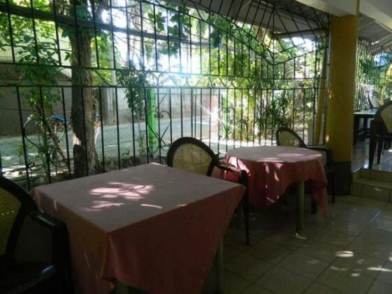 Boracay Shores Hotel - Photo3