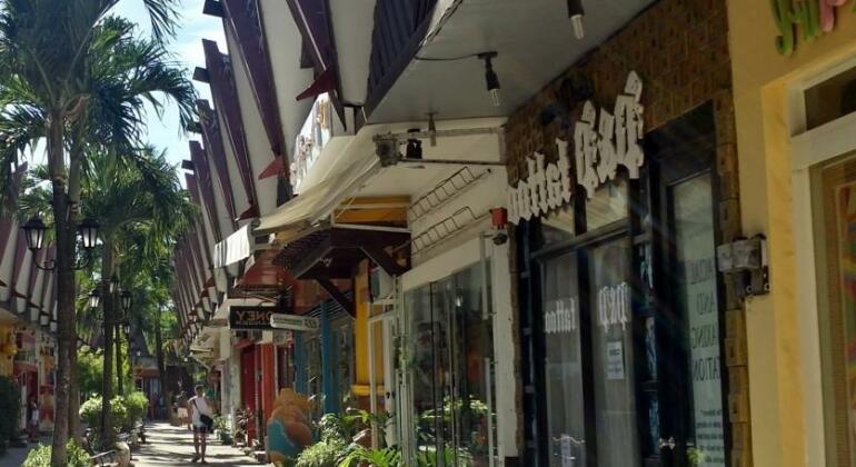 Crown Beach Hotel - Photo2