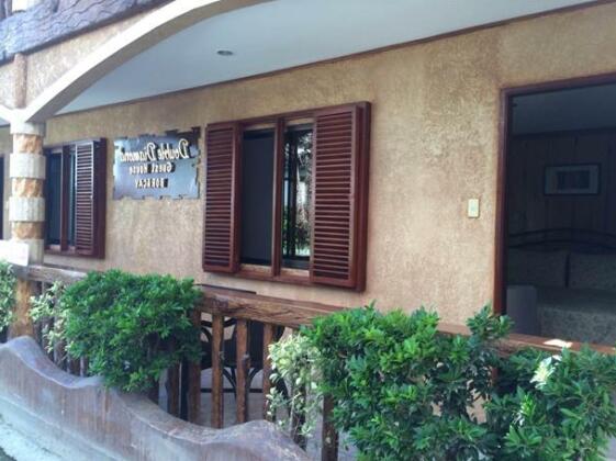 Double Diamond Inn Guest House