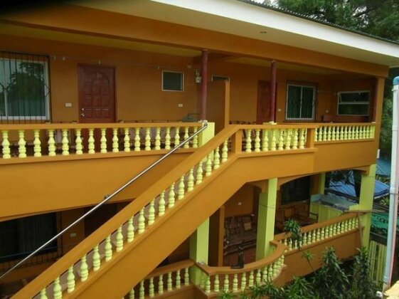 Gracia's Inn - Photo2