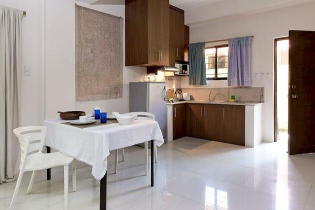 Green Point Studio Suites - Photo3