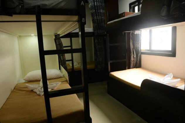 Island Hostel Boracay - Photo4