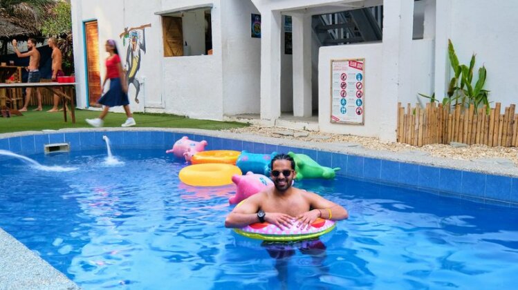 Mad Monkey Hostel Boracay - Photo4
