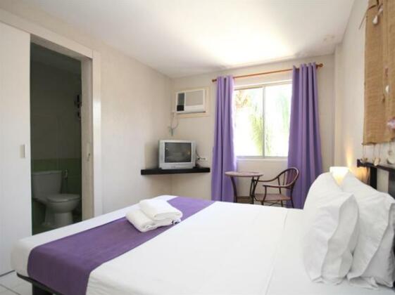 MR Holidays Hotel - Photo2