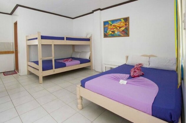 Rob and Fred's Resort - Photo4