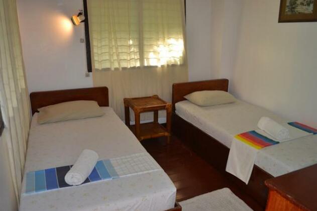 Roy's Rendezvous Boracay - Photo2