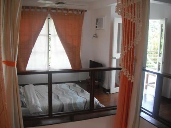 Summer Breeze Beach House Boracay - Photo3