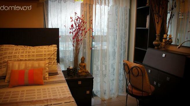 Studio Near Rockwell and Makati - Photo5