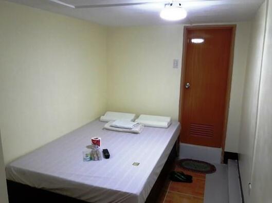 Couple Room No 803 in Quiapo Manila PH - Photo5