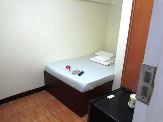 Couple Room No 805 in Quiapo Manila - Photo2