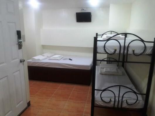 Family Room No 804 in Quiapo Manila PH - Photo2