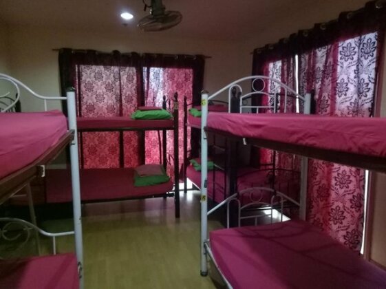Pink Manila Hostel - Photo2