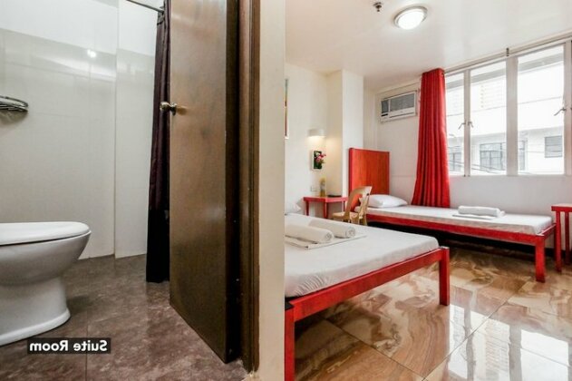 Stay Malate Wanderers Guest House - Photo2