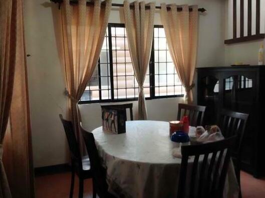 Tagaytay House ideal for big groups - Photo3