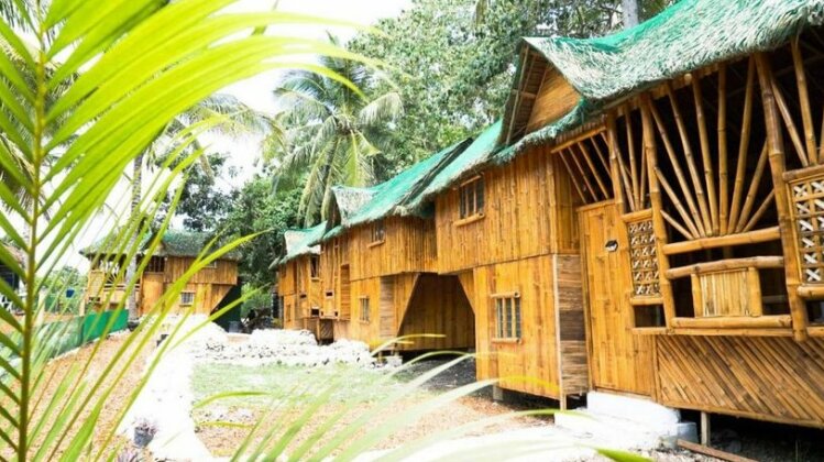 Nirvana Bamboo houses - Photo2