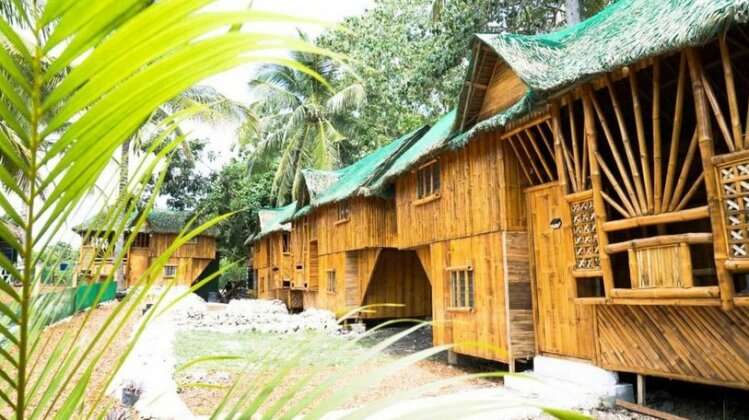 Nirvana Bamboo houses - Photo2