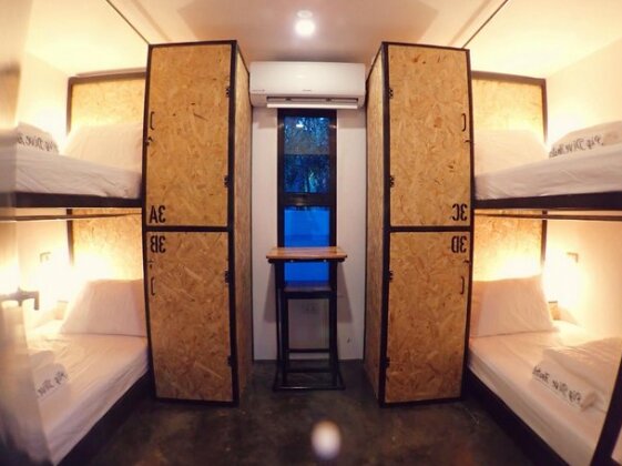 Pig Dive Hostel Moalboal - Photo3