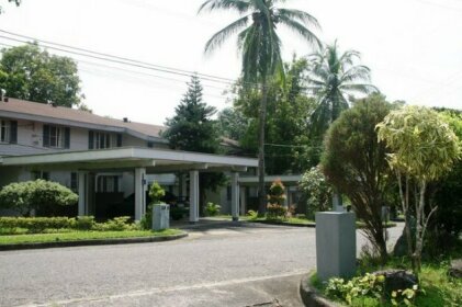 Vacation Villas at Subic Homes