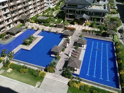 Rhapsody Residences Resort Condo lll - Photo4