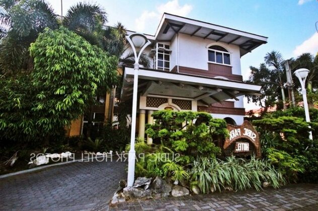 Subic Park Hotel & Restaurant - Photo2
