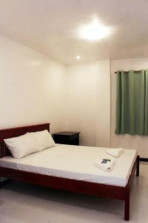Luna Oslob Travellers Inn - Photo2
