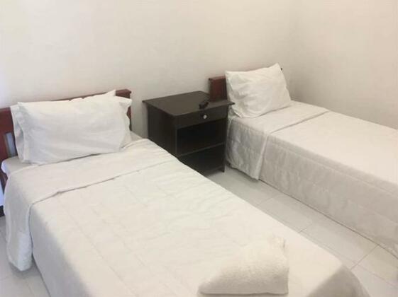 Luna Oslob Travellers Inn - Photo4