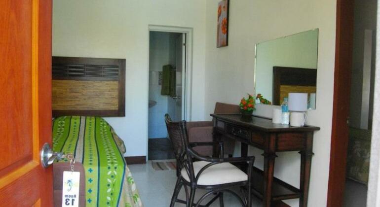 Oslob Seafari Resort - Photo4