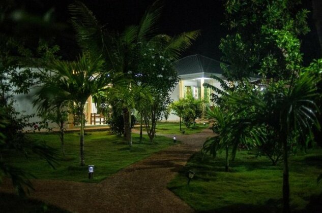 Alona Green House - Photo2