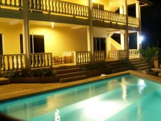 Alona Studios Hotel - Photo3