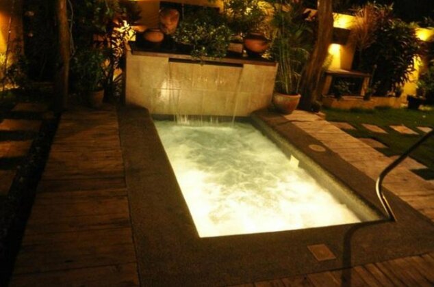 Azir's Place - Photo3
