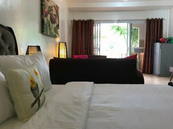 Nora's Place - Photo3