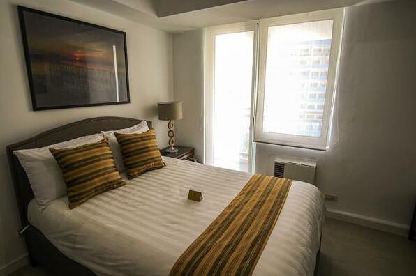 1 Bedroom Unit + Wifi @ Azure Miami 1408 - Photo2