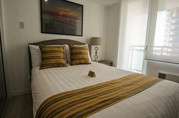 1 Bedroom Unit + Wifi @ Azure Miami 1408 - Photo4