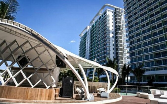 Azure Urban Resort and Residences - Photo4