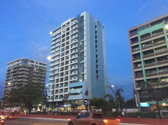 OFW at Crowne Bay Tower - Photo2