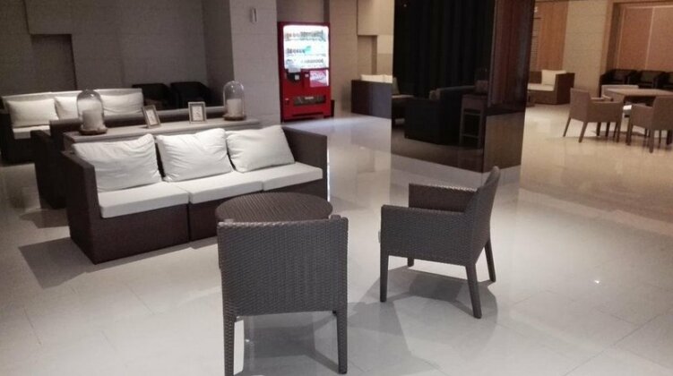 616 - 614 Shell Residences - Photo3