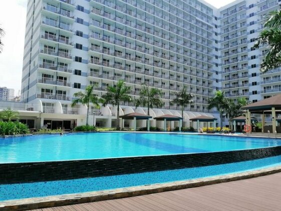 Clean&Cozy 1BR near MOA/Airport Shell Residences