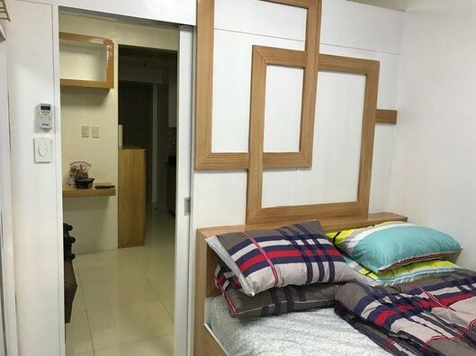 Condodeals in SM MOA Area - Sleeps 5 - Photo4