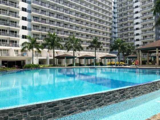 LEK Condo with Pool View Shell Residences