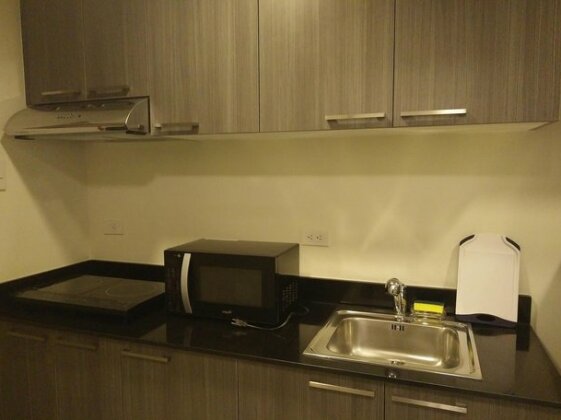 Fully Furnished Studio Suite 5 in Ortigas - Photo4