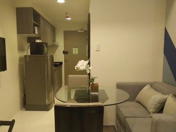 Fully Furnished Studio Suite 6 in Ortigas - Photo3