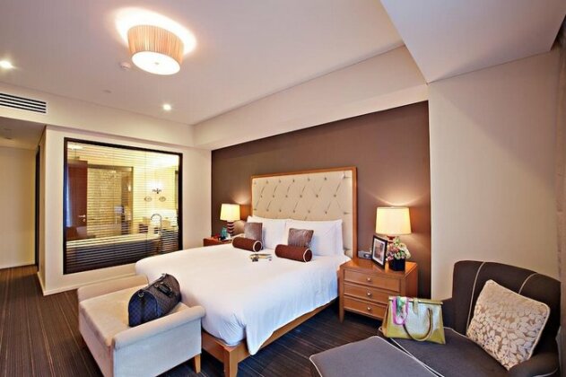 Joy Nostalg Hotel & Suites Manila Managed by AccorHotels - Photo2